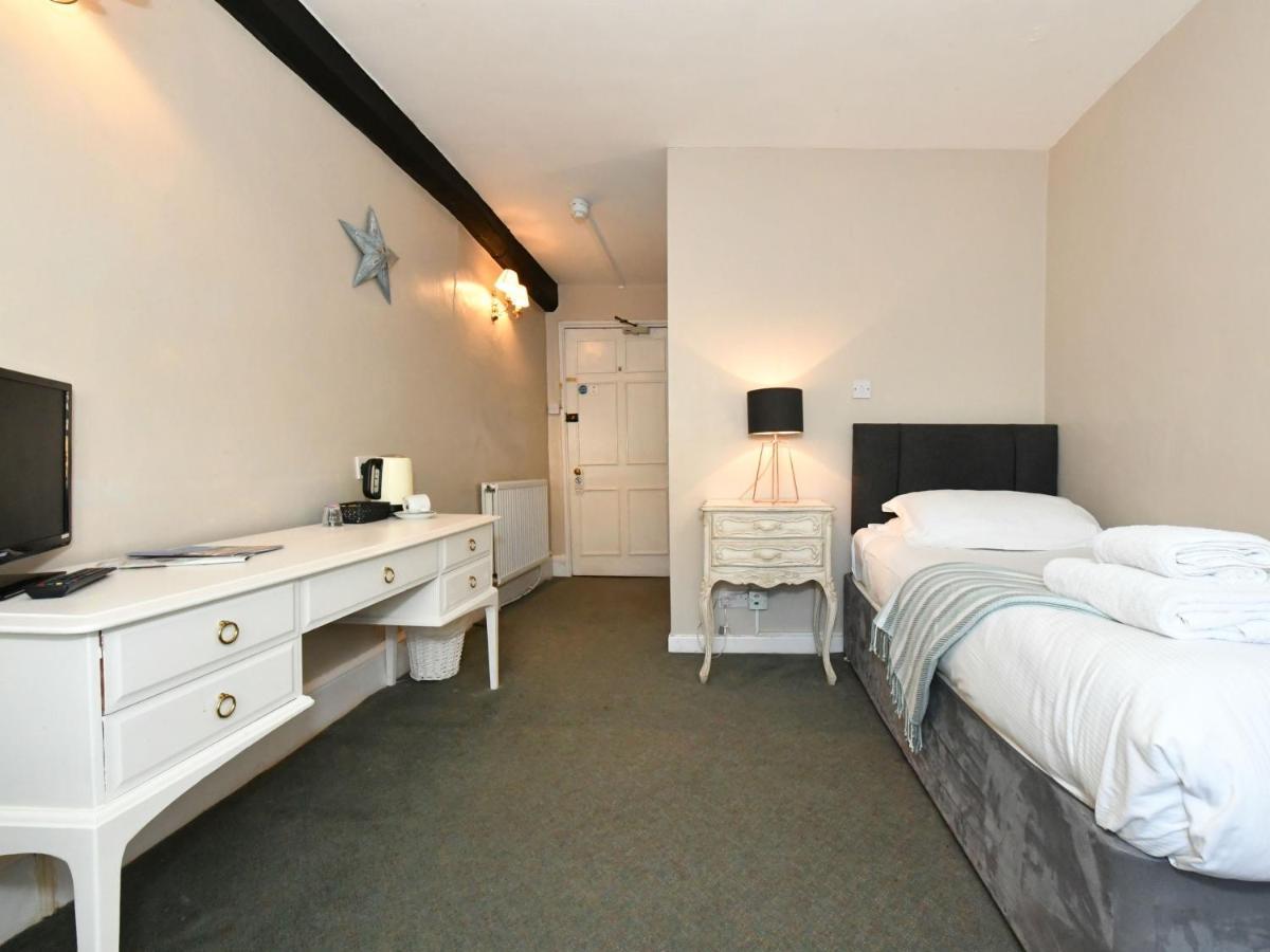 Lansdowne Strand Calne Esterno foto