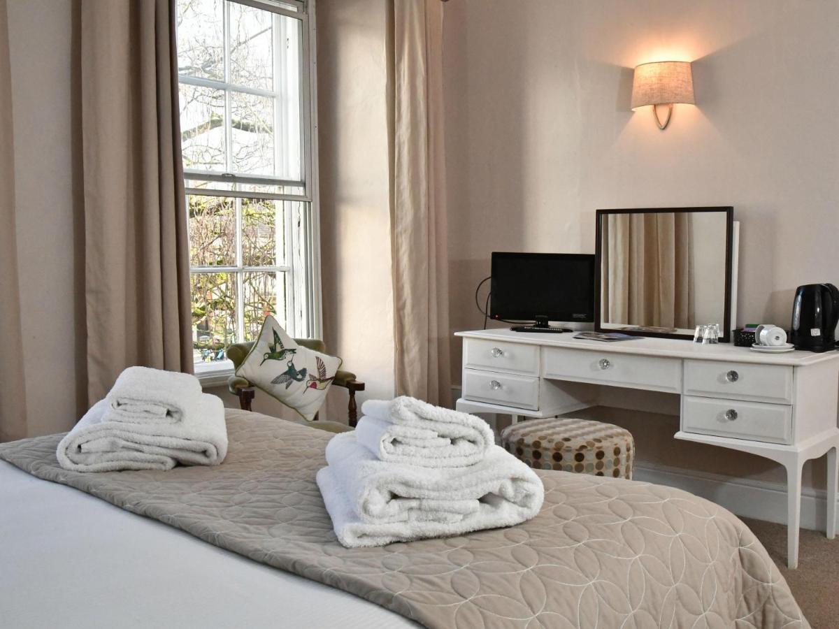 Lansdowne Strand Calne Esterno foto