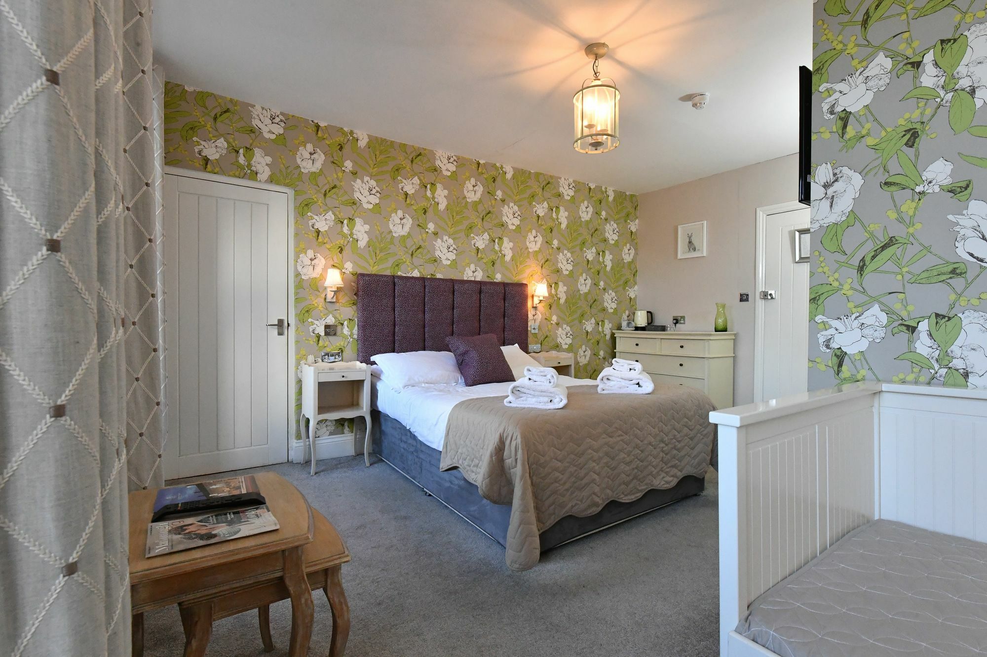 Lansdowne Strand Calne Esterno foto